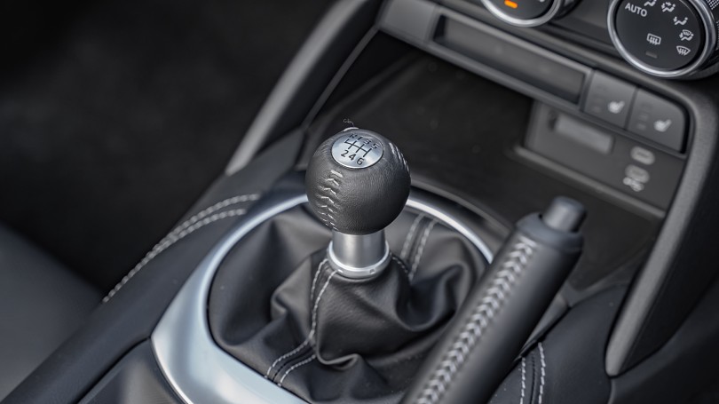 2025 Mazda MX-5 16