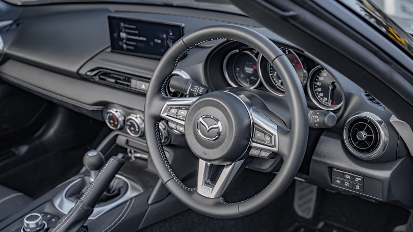 2025 Mazda MX-5 9