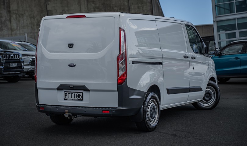 2023 Ford Transit 2