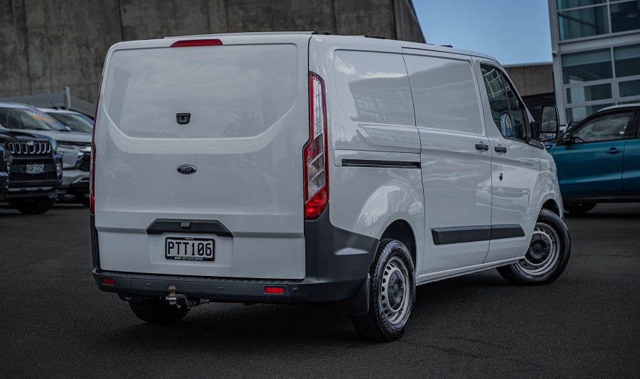 2023 Ford Transit 2