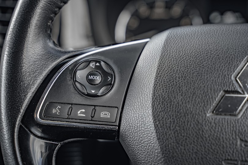 2018 Mitsubishi Outlander 13