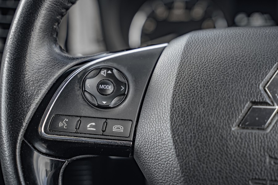 2018 Mitsubishi Outlander 13