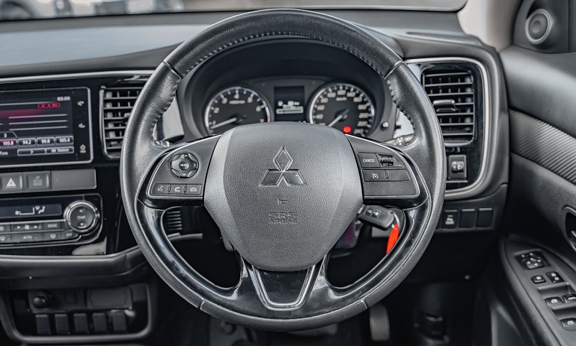 2018 Mitsubishi Outlander 11