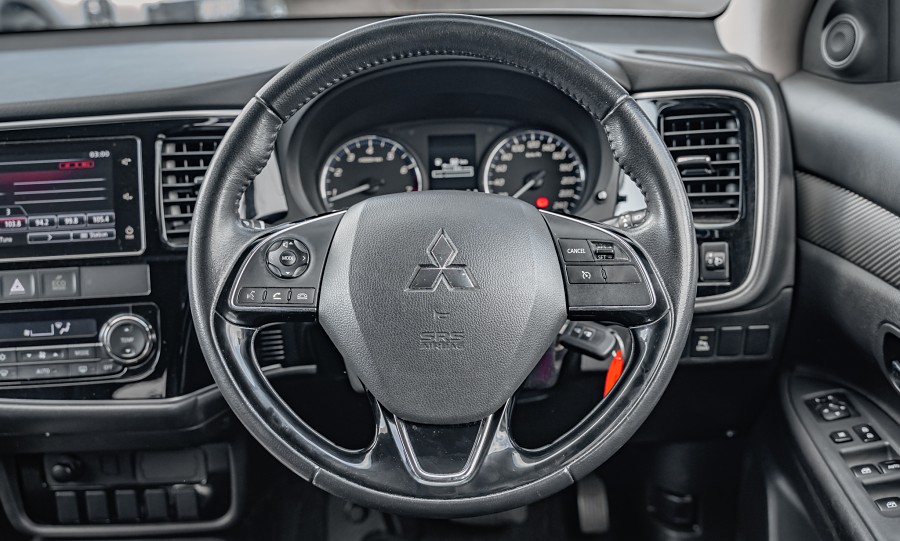 2018 Mitsubishi Outlander 11