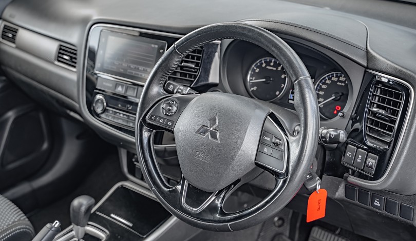 2018 Mitsubishi Outlander 9