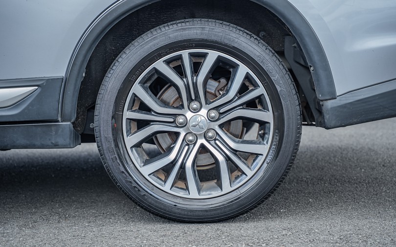 2018 Mitsubishi Outlander 7