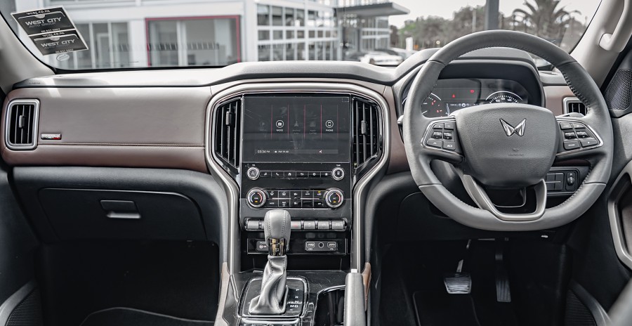 2025 Mahindra Scorpio 10