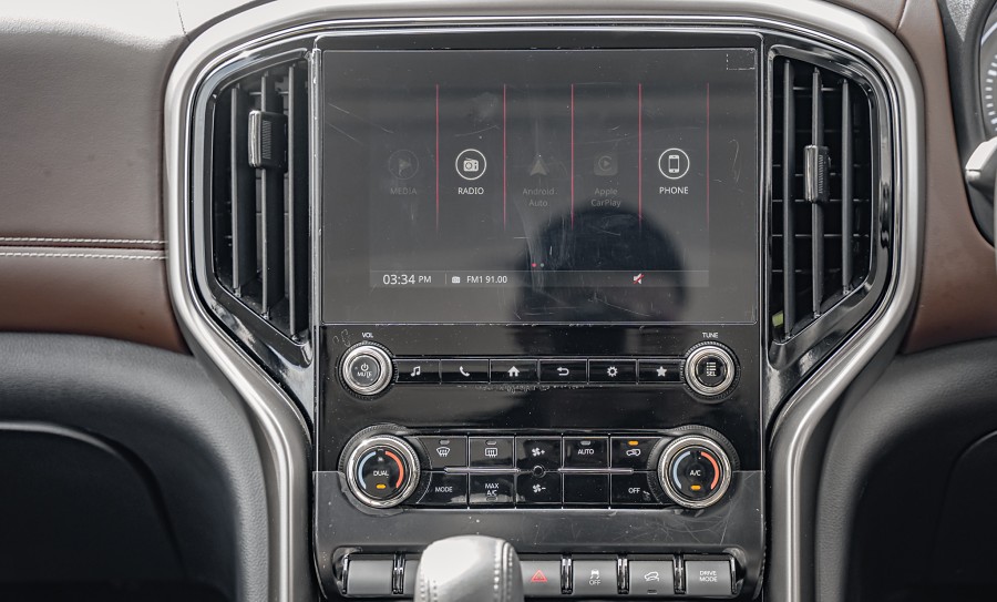 2025 Mahindra Scorpio 15