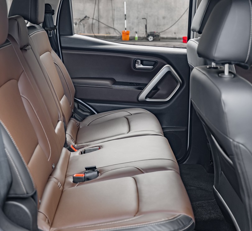 2025 Mahindra Scorpio 17