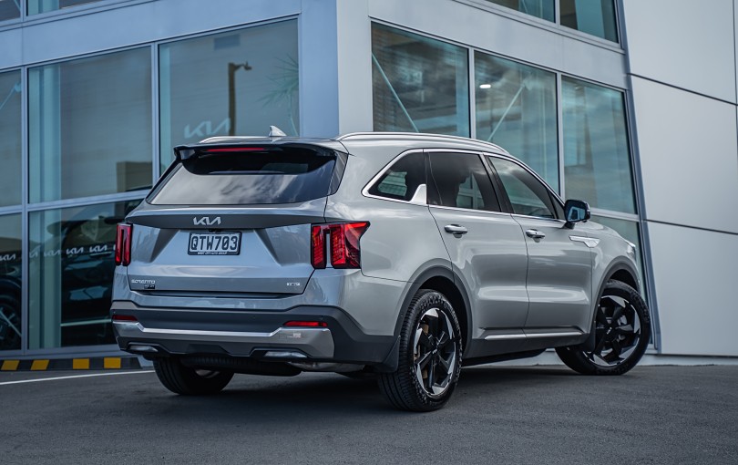 2024 Kia Sorento 2