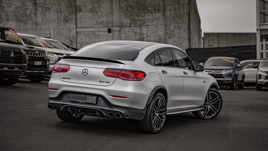 2022 Mercedes-Benz GLC 43 AMG 2