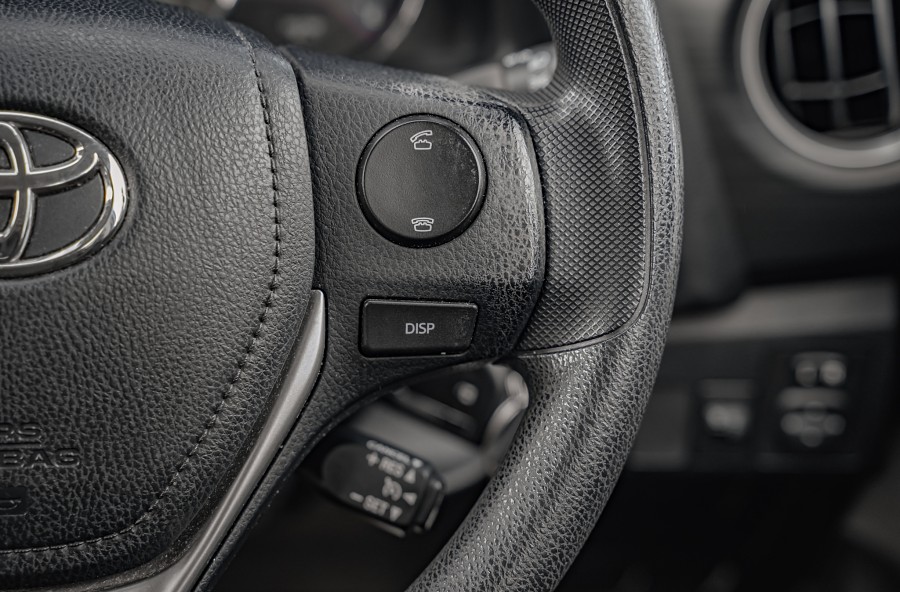 2013 Toyota Corolla 14