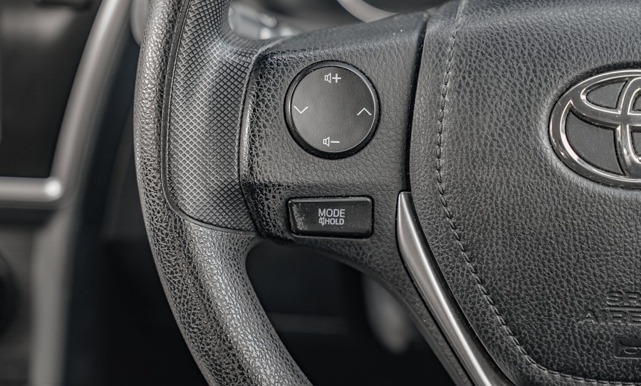 2013 Toyota Corolla 13