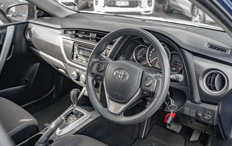 2013 Toyota Corolla 9