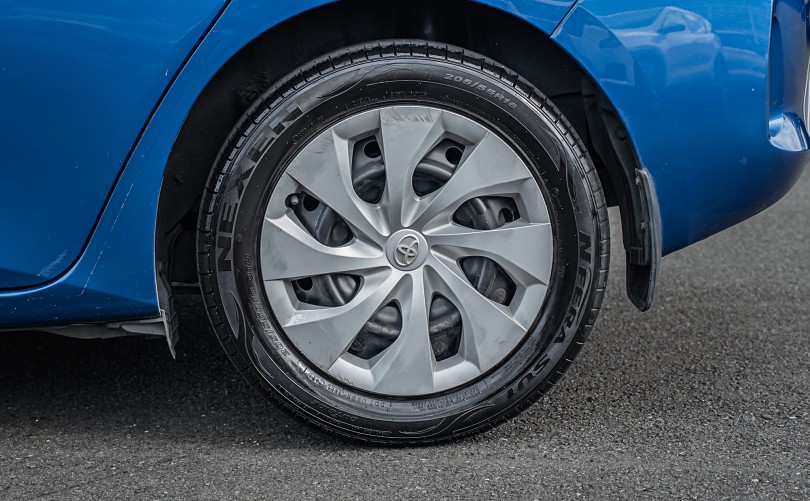 2013 Toyota Corolla 7