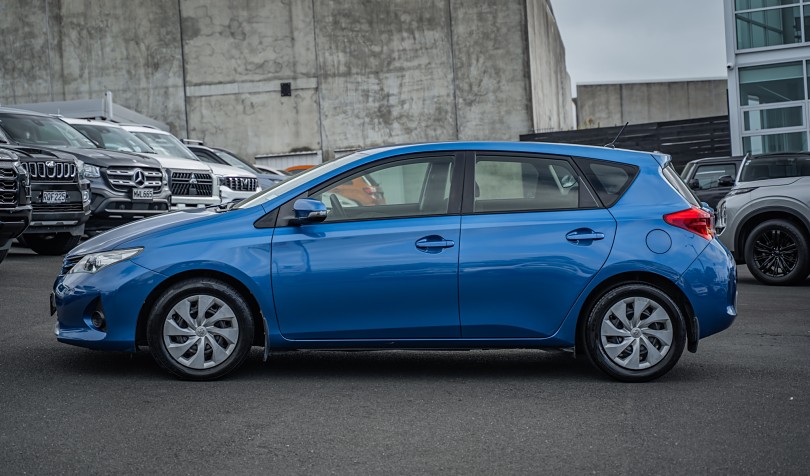 2013 Toyota Corolla 5