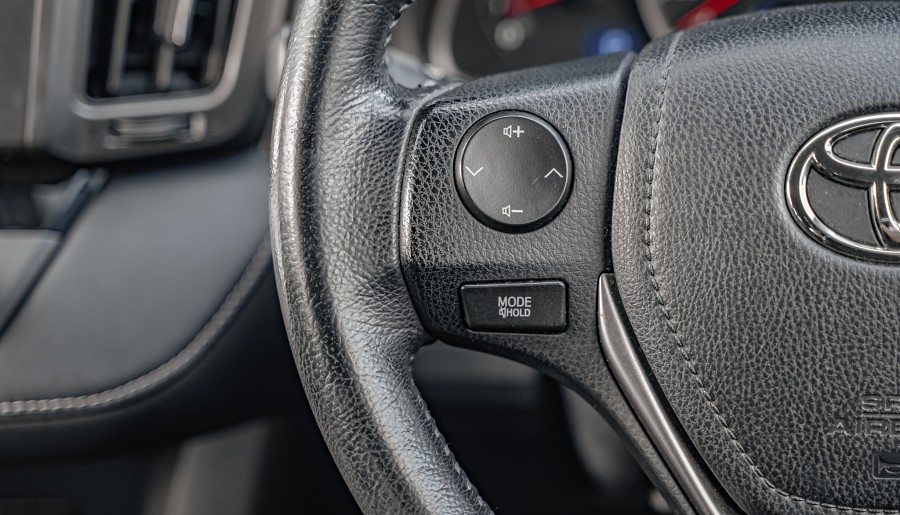 2013 Toyota RAV4 13