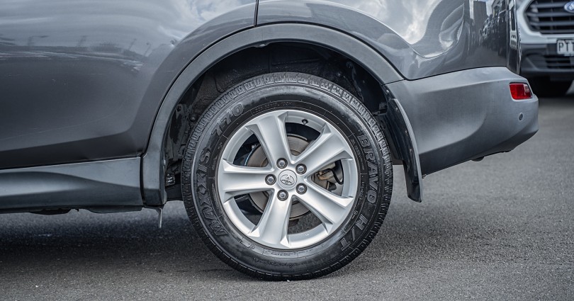 2013 Toyota RAV4 7