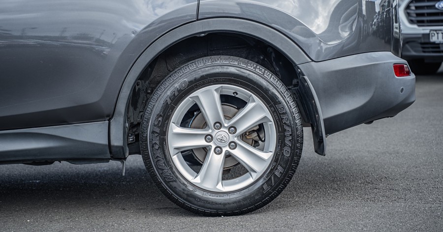 2013 Toyota RAV4 7