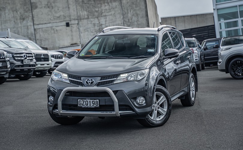 2013 Toyota RAV4 1