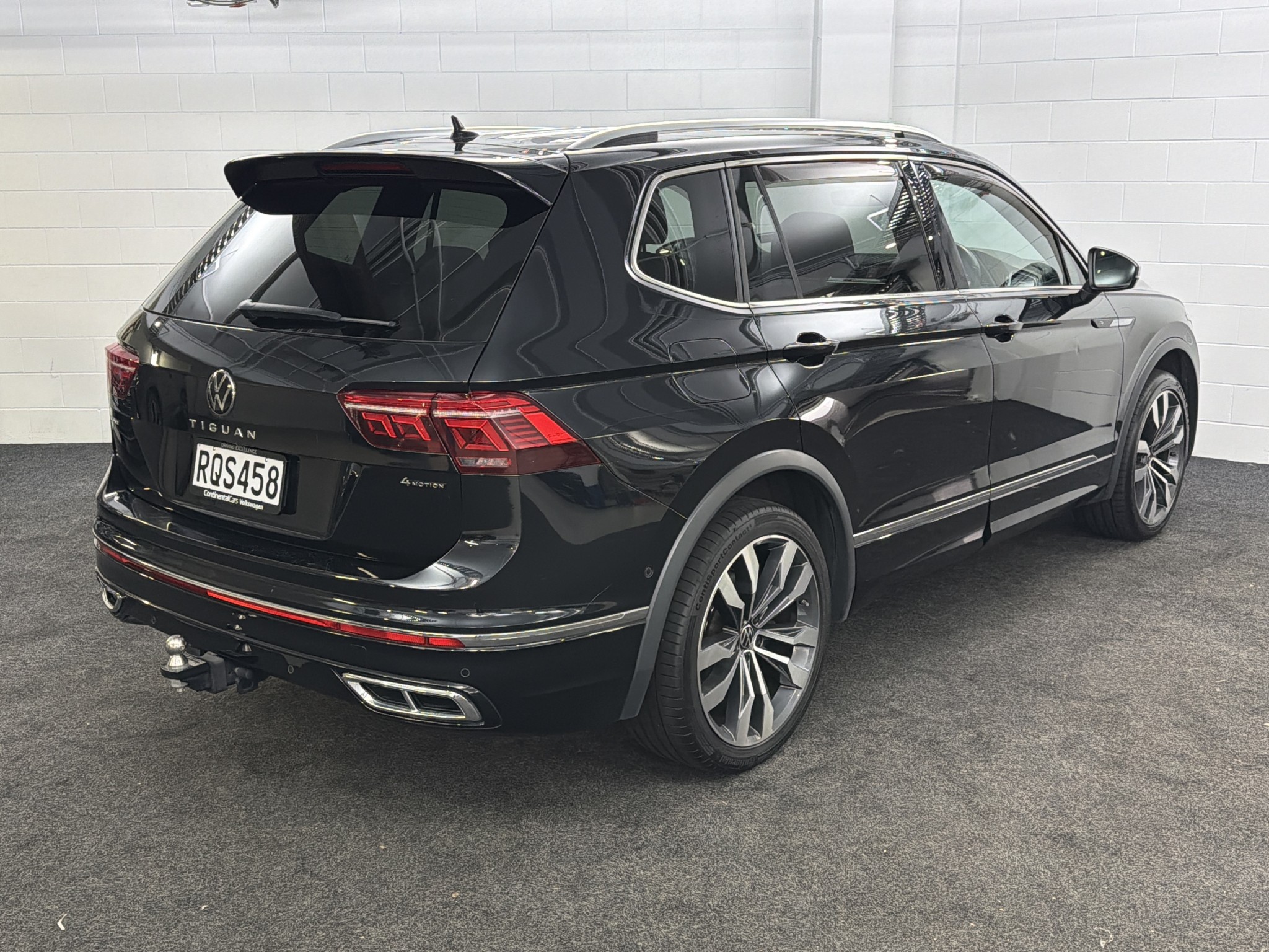 Volkswagen Tiguan ALLSPACE R-LINE AWD