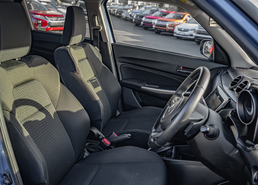 2023 Suzuki Swift 8
