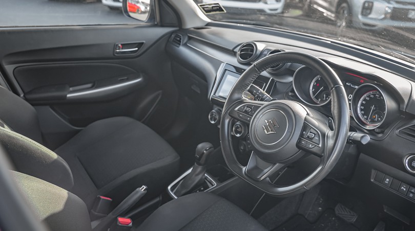 2023 Suzuki Swift 9