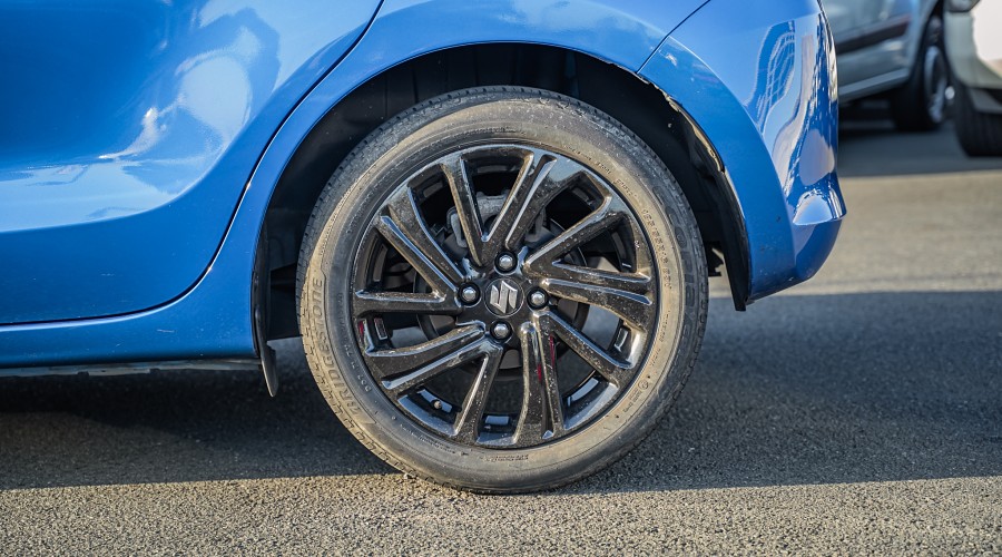 2023 Suzuki Swift 7