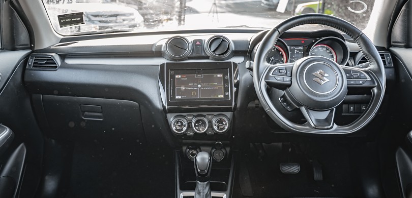 2023 Suzuki Swift 9