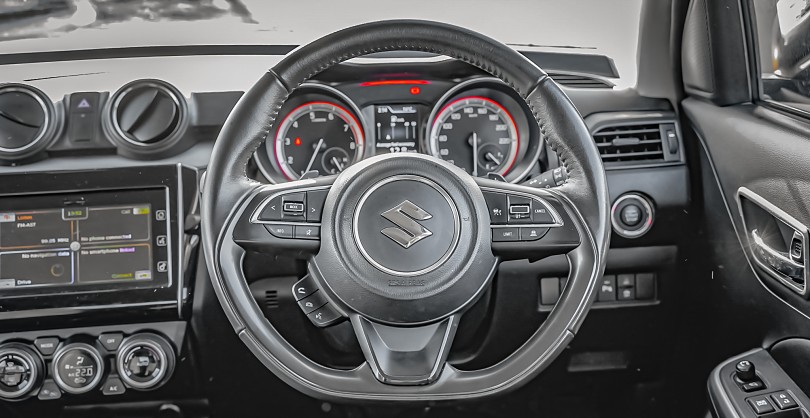 2023 Suzuki Swift 10