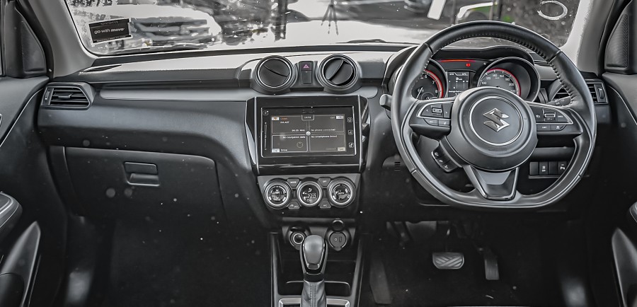 2023 Suzuki Swift 9