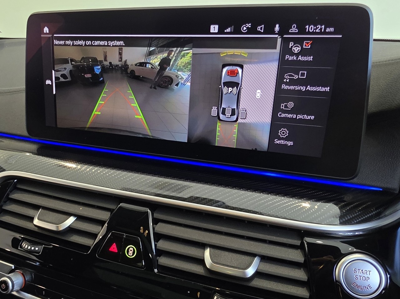 BMW M550i xDrive Sedan M Performance