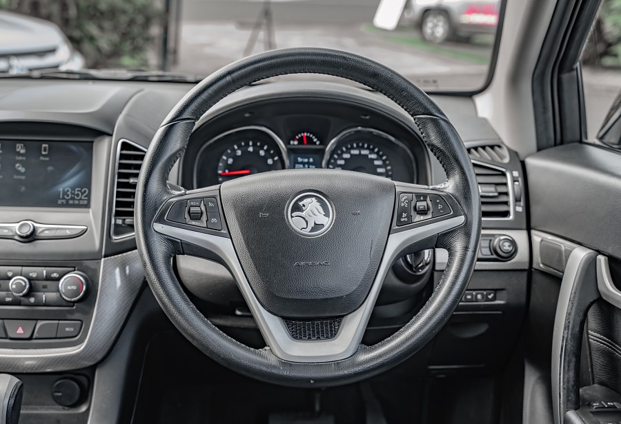 2017 Holden Captiva 11