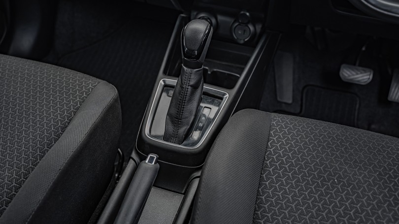 2023 Suzuki Swift 16