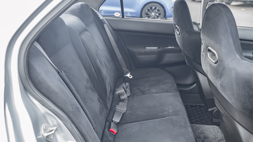 2005 Mitsubishi Lancer 14