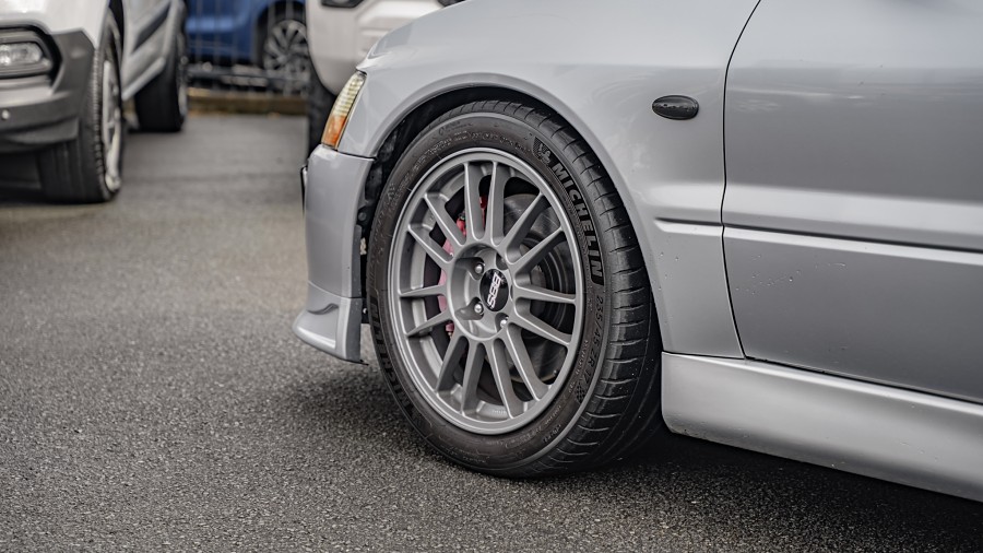 2005 Mitsubishi Lancer 6