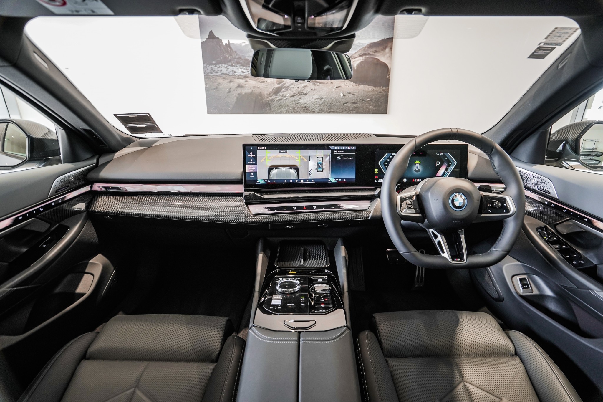 BMW 550e PHEV/4WD/8AT/SL
