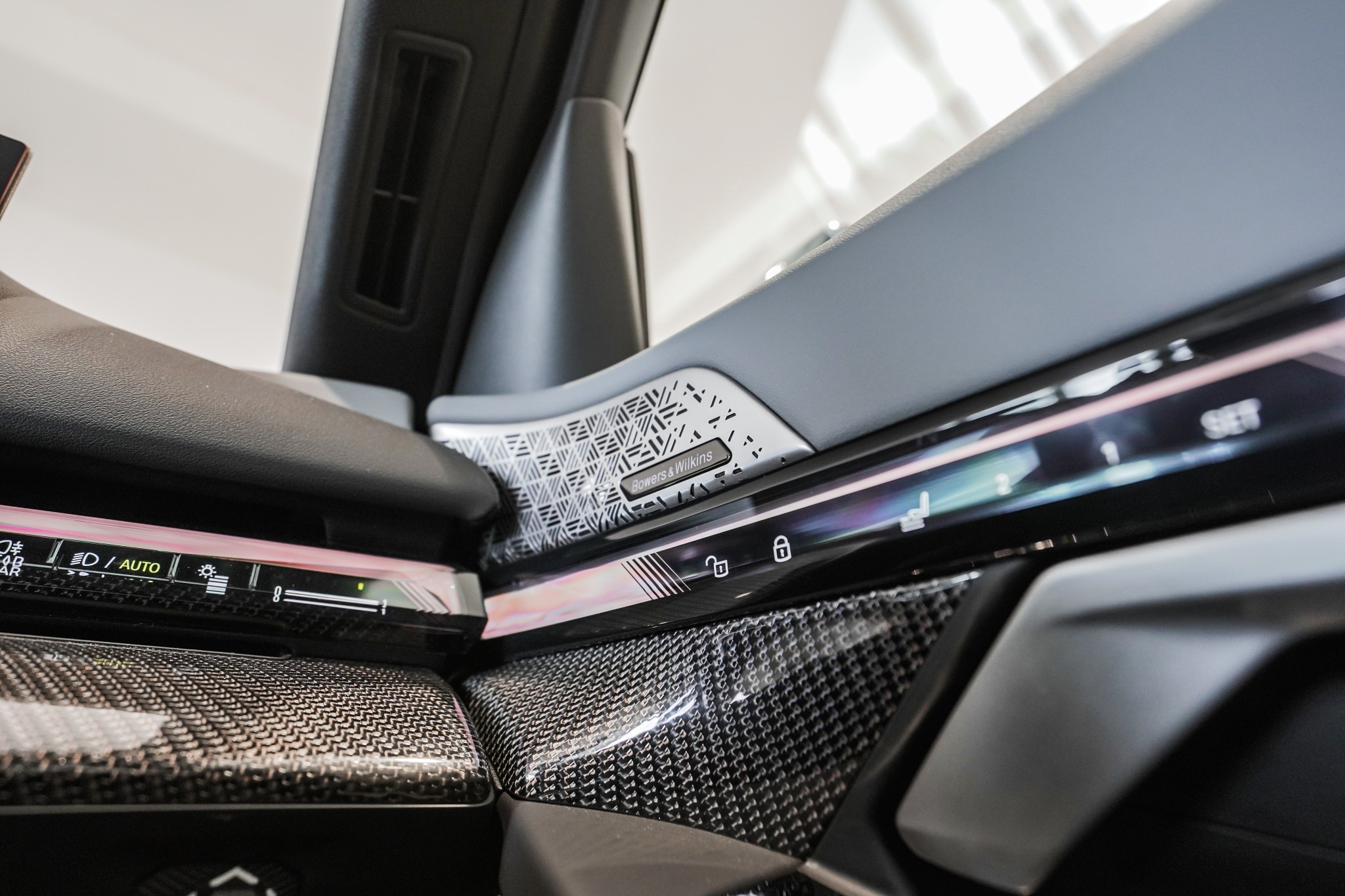 BMW 550e PHEV/4WD/8AT/SL