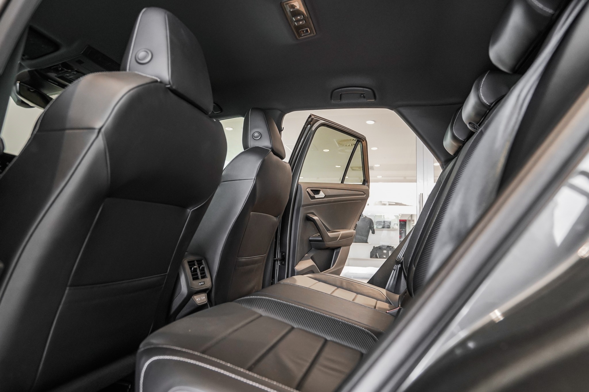 Volkswagen T-Roc R-Line 2Wd 1.4Pt