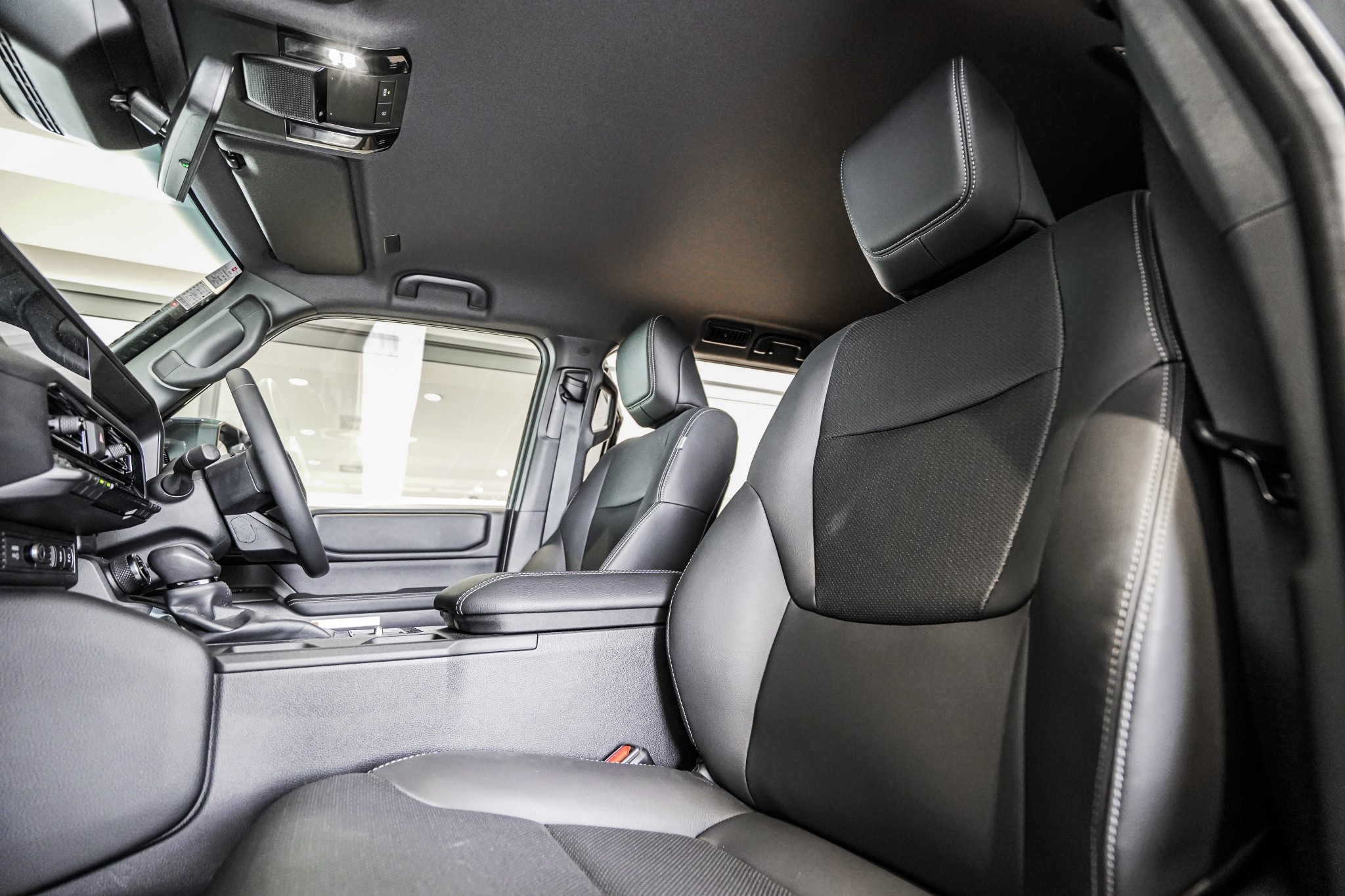 Toyota Land Cruiser Prado Gxl 2.8Dmht/4Wd/8At