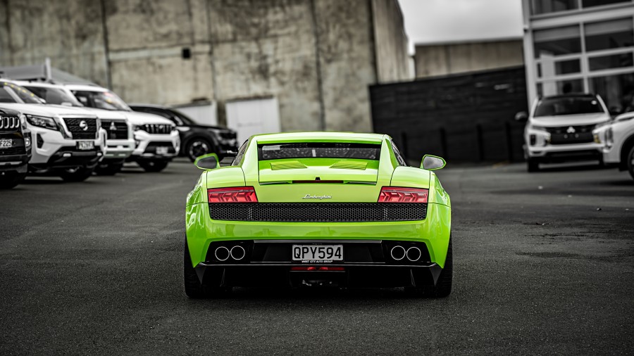 2012 Lamborghini Gallardo 4