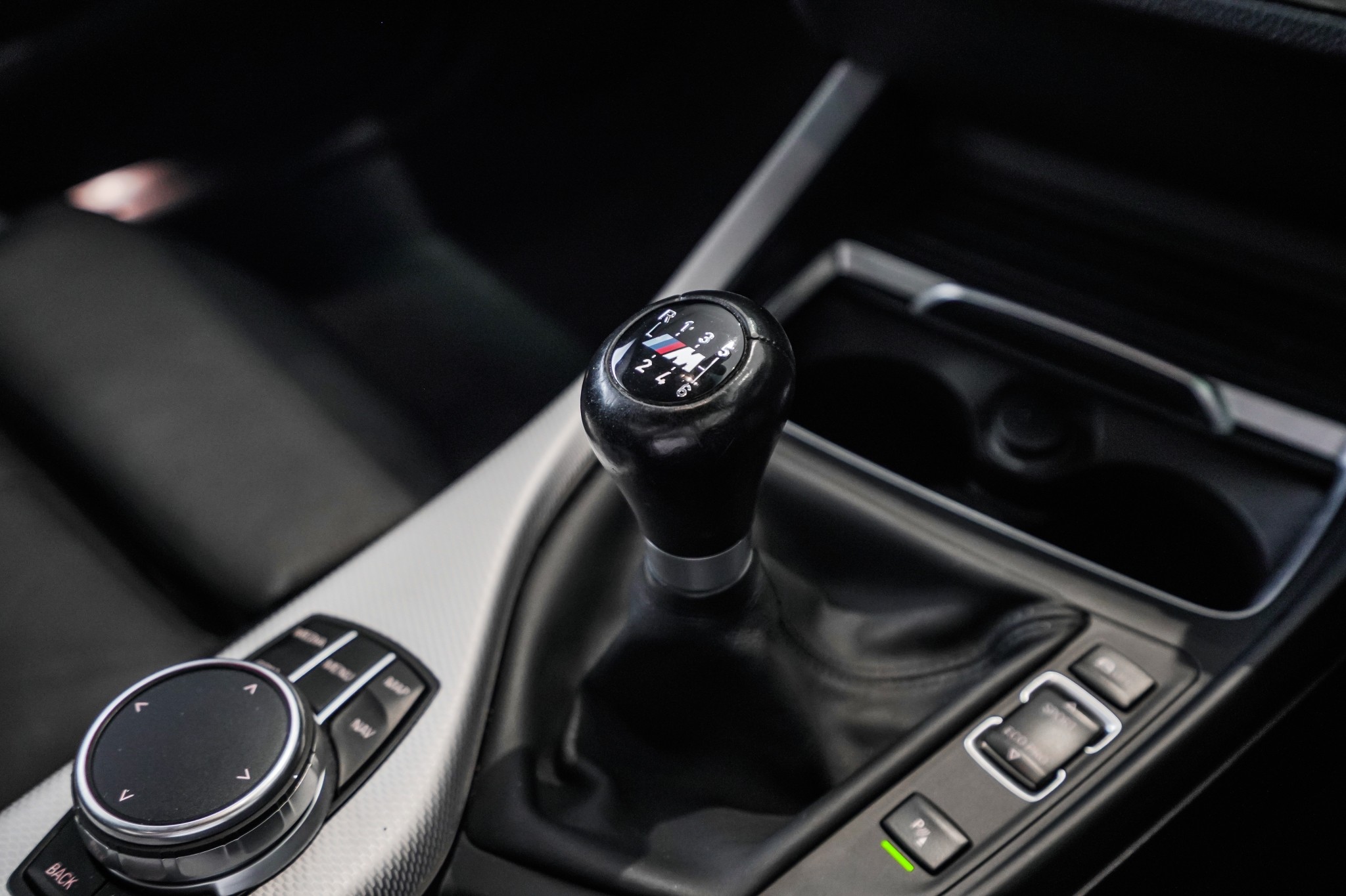 BMW M240i Coupe SE Manual