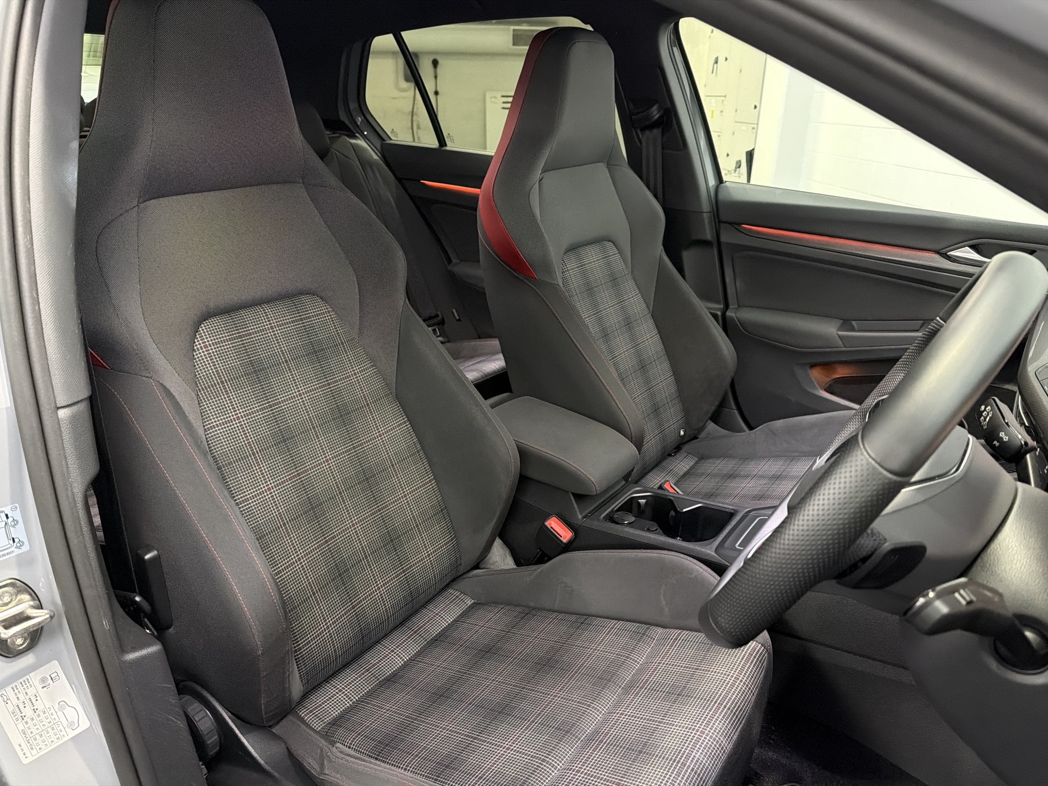 Volkswagen Golf GTI DSG