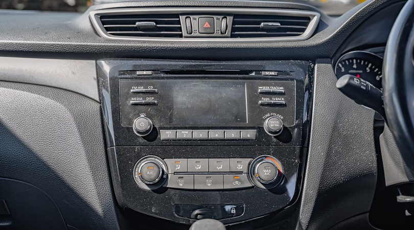 2015 Nissan Qashqai 16