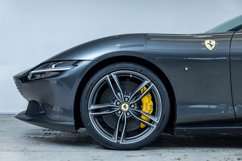 Ferrari Roma Spider