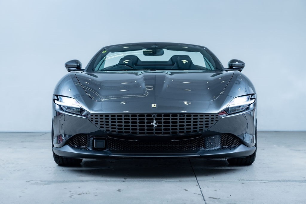 Ferrari Roma Spider