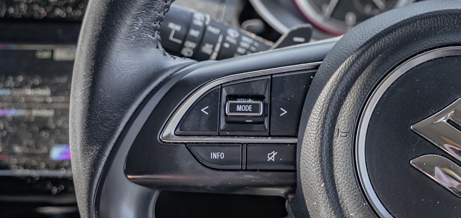 2022 Suzuki Swift 12