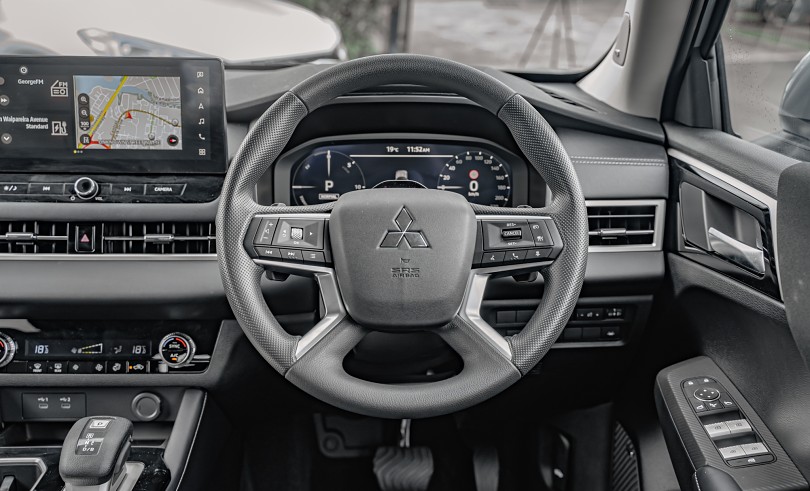 2026 Mitsubishi Outlander 11