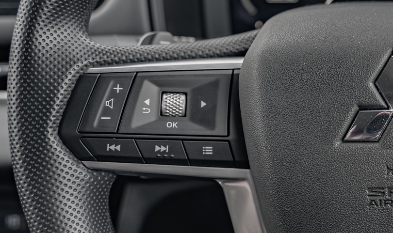 2026 Mitsubishi Outlander 13
