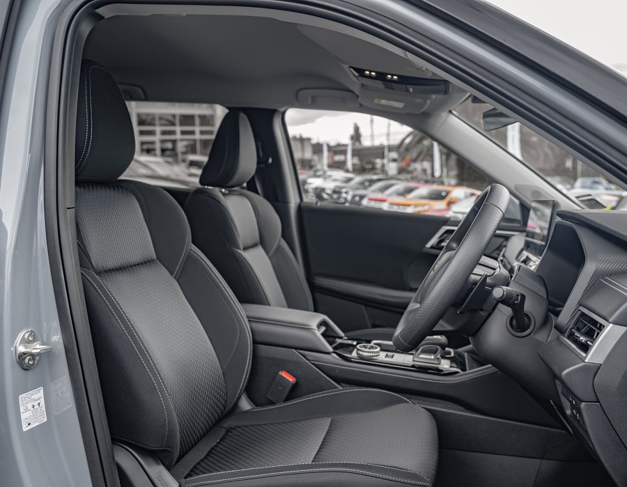 2026 Mitsubishi Outlander 8